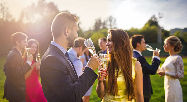 5 Tips to help you NEVER forget Your Wedding Guests